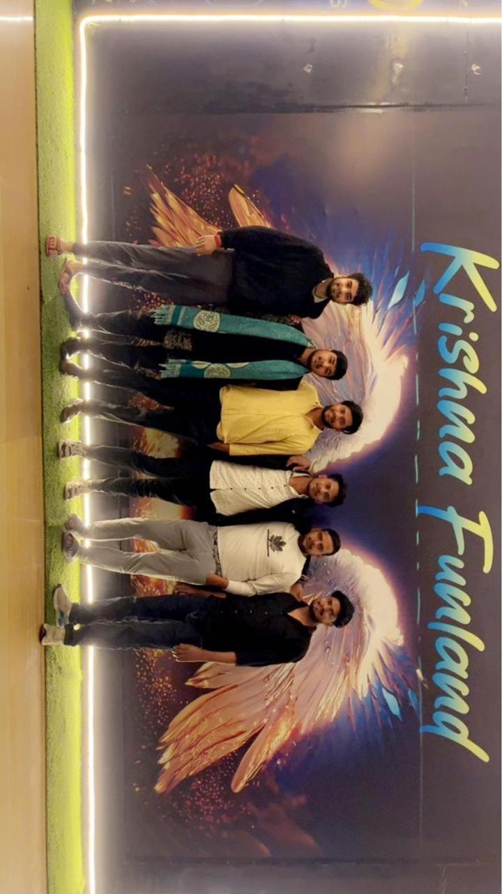 Krishna Fun Land Hotel Матура Екстериор снимка